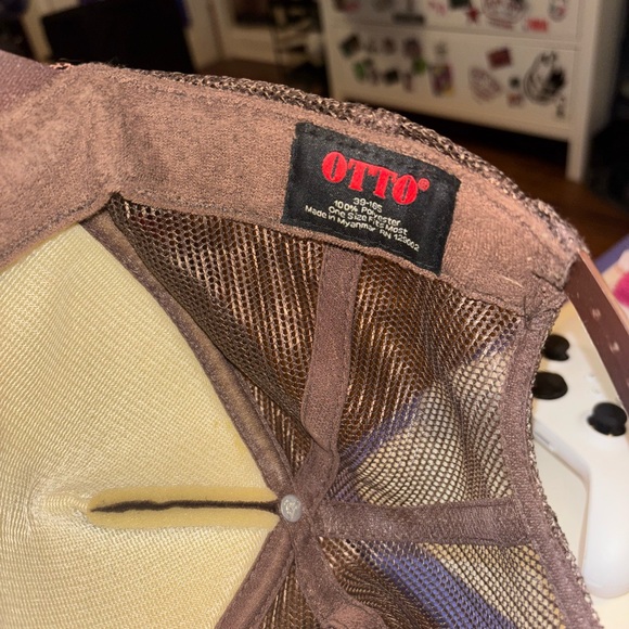 “Sorry I was trapping hat” Brown